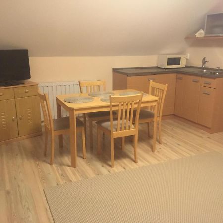 Anonim Apartman Villány Esterno foto